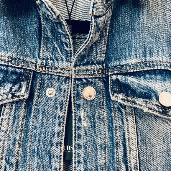 HUDSON Womens Denim Jean Jacket Button front Distressed Frayed New Pockets XS - Picture 6 of 9
